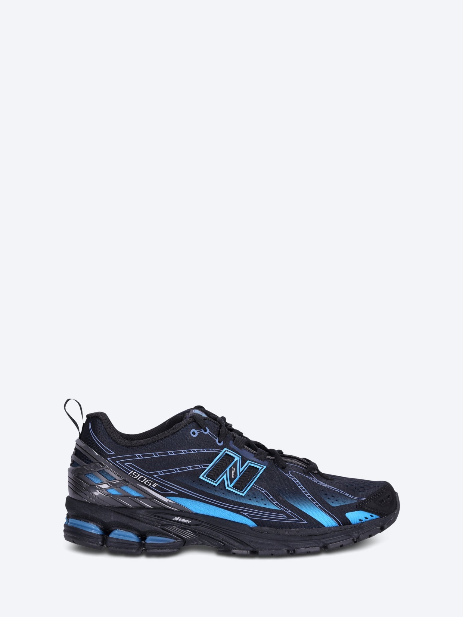 1906-Turnschuhe 1