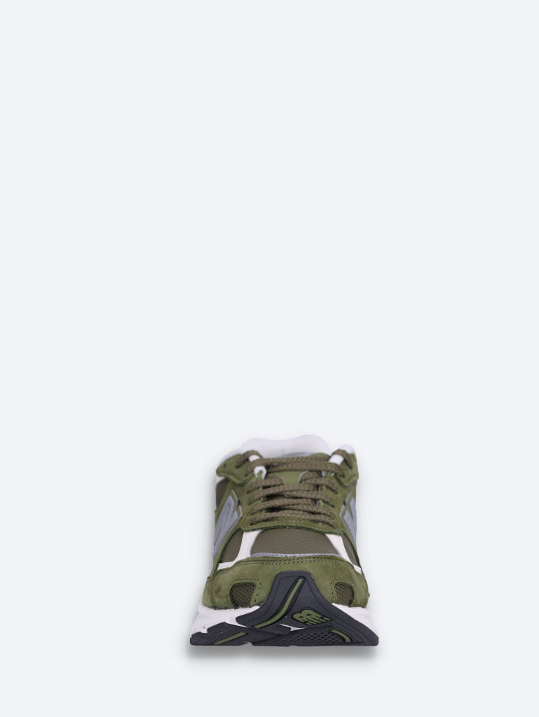 2010 sneakers 3