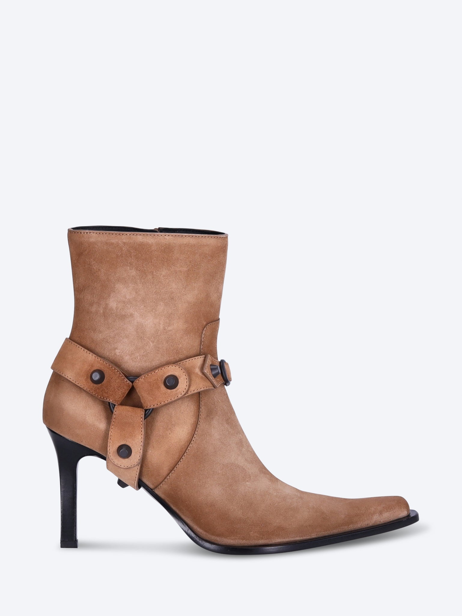 City harness 90 booties 1