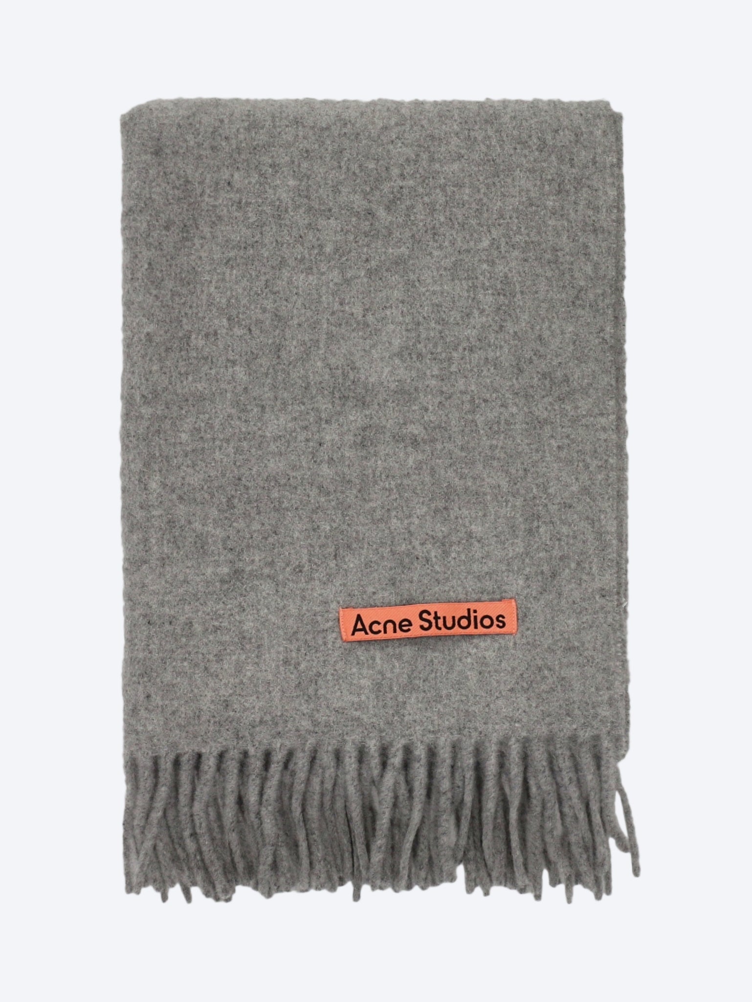 Acne heavy scarf 1