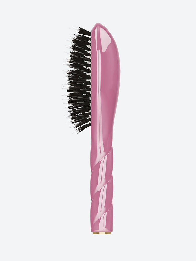 N.02 THE ESSENTIAL BABY BRUSH BERRY PINK 2