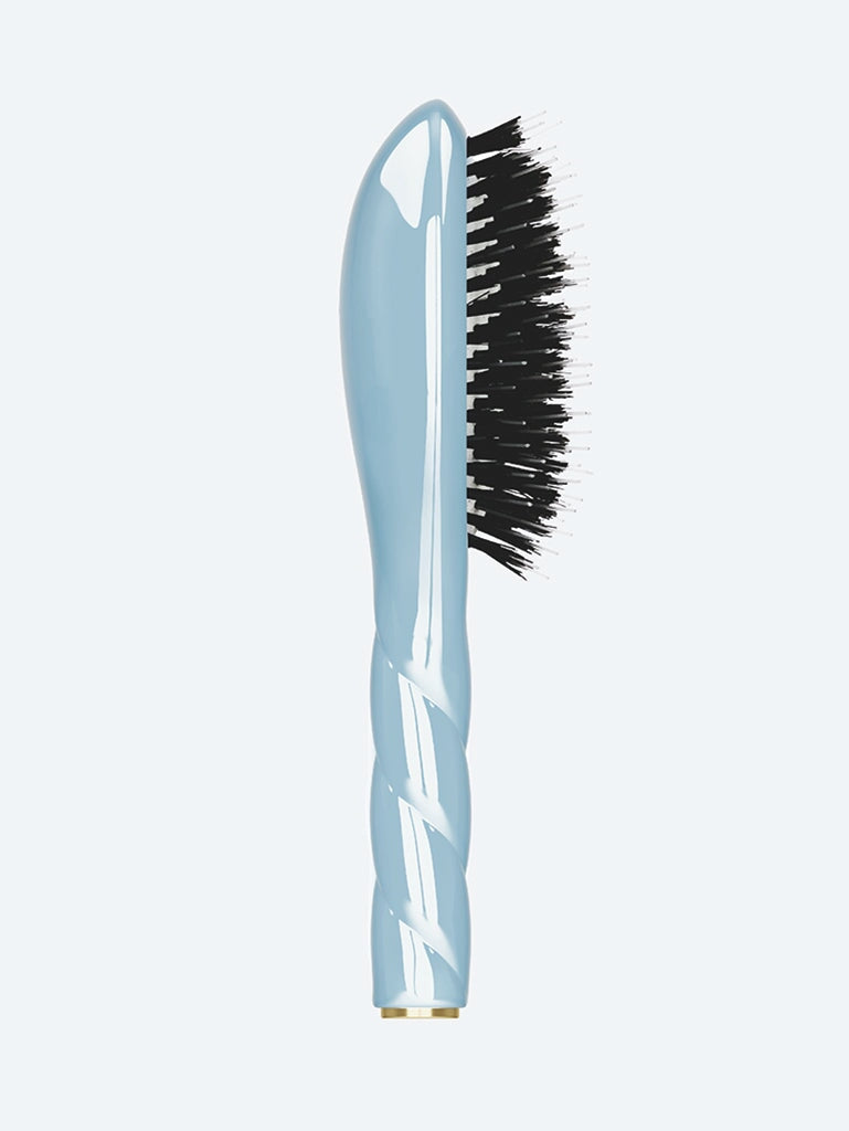 N.02 la brosse bébé indispensable bleu clair 2