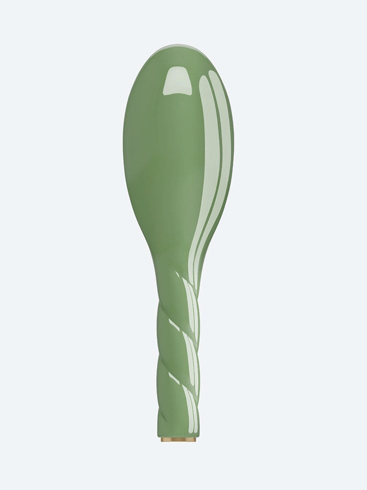 N.02 THE ESSENTIAL BABY BRUSH ALMOND GREEN 3