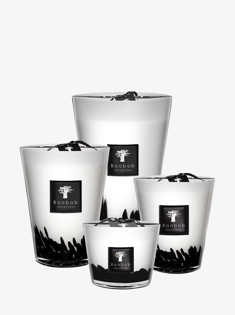 Boug feathers black 1