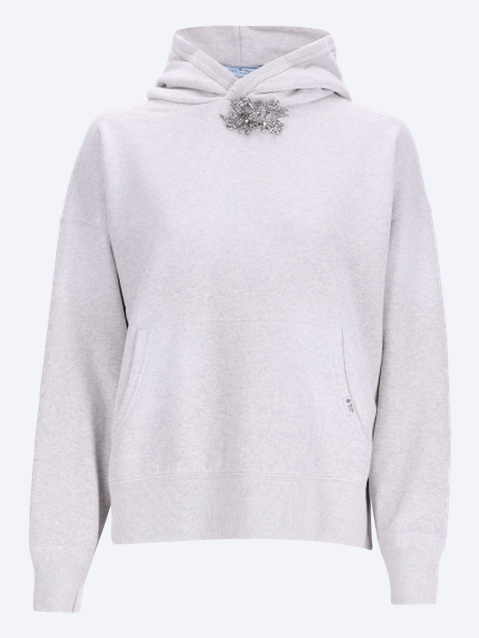 Kapuzenpullover mit Brosche 1