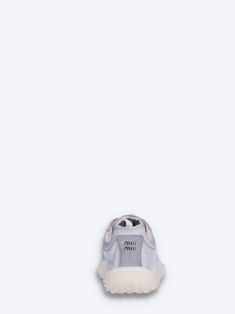 Sneakers aus Bubble-Wildleder aus technischem Stoff 5