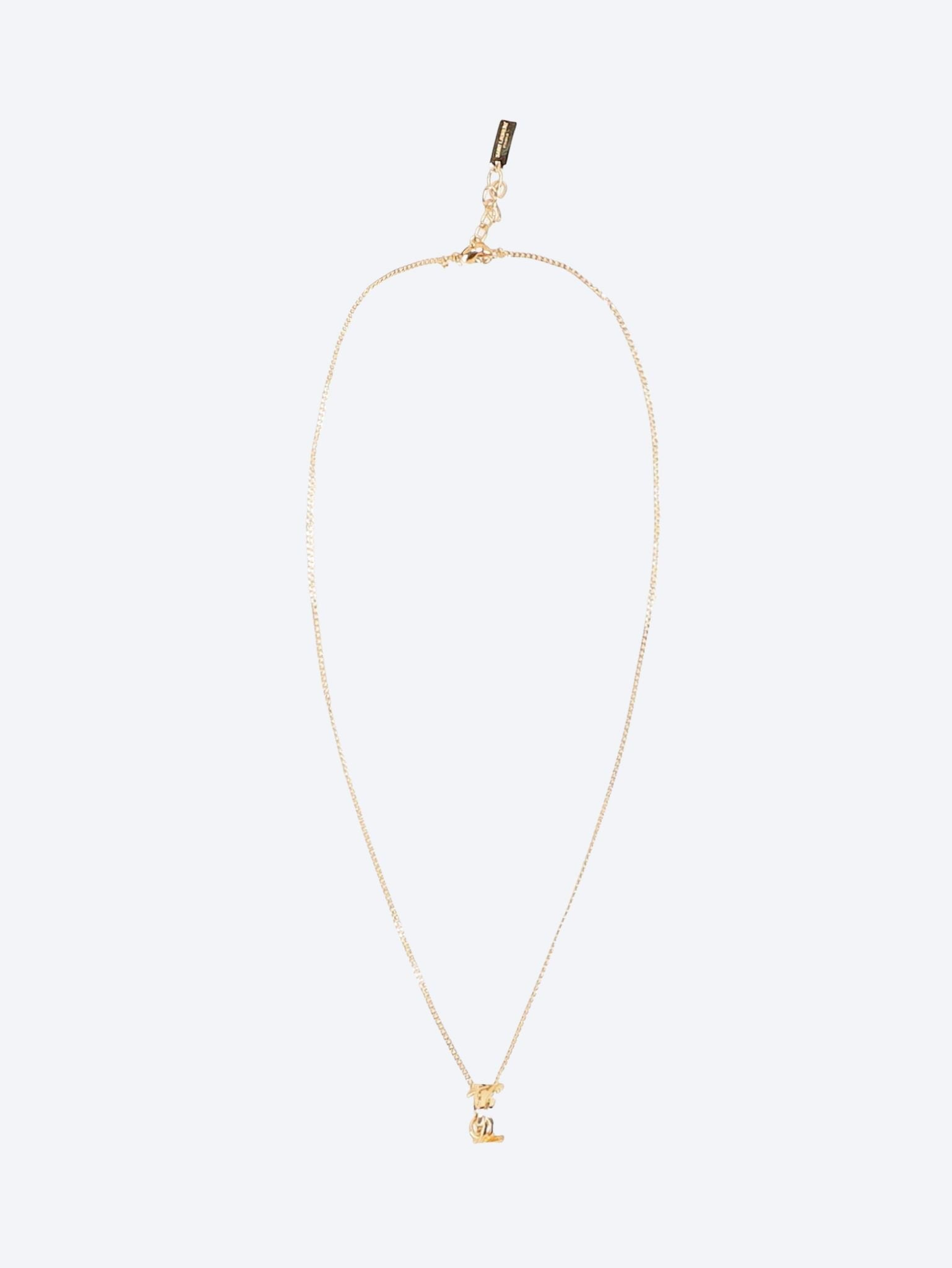 Cassandre necklace 1
