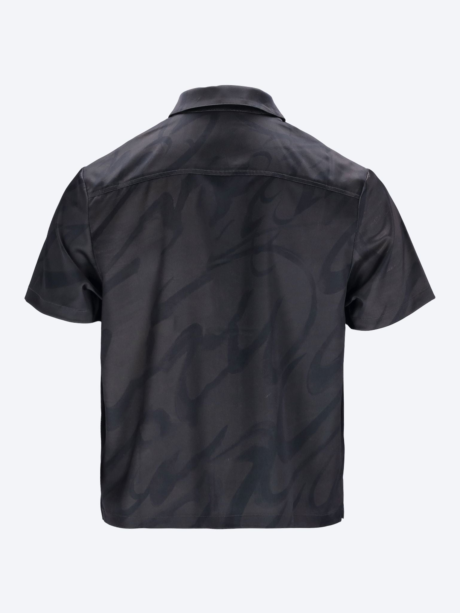 Chilling satin shirt tee-shirt 2