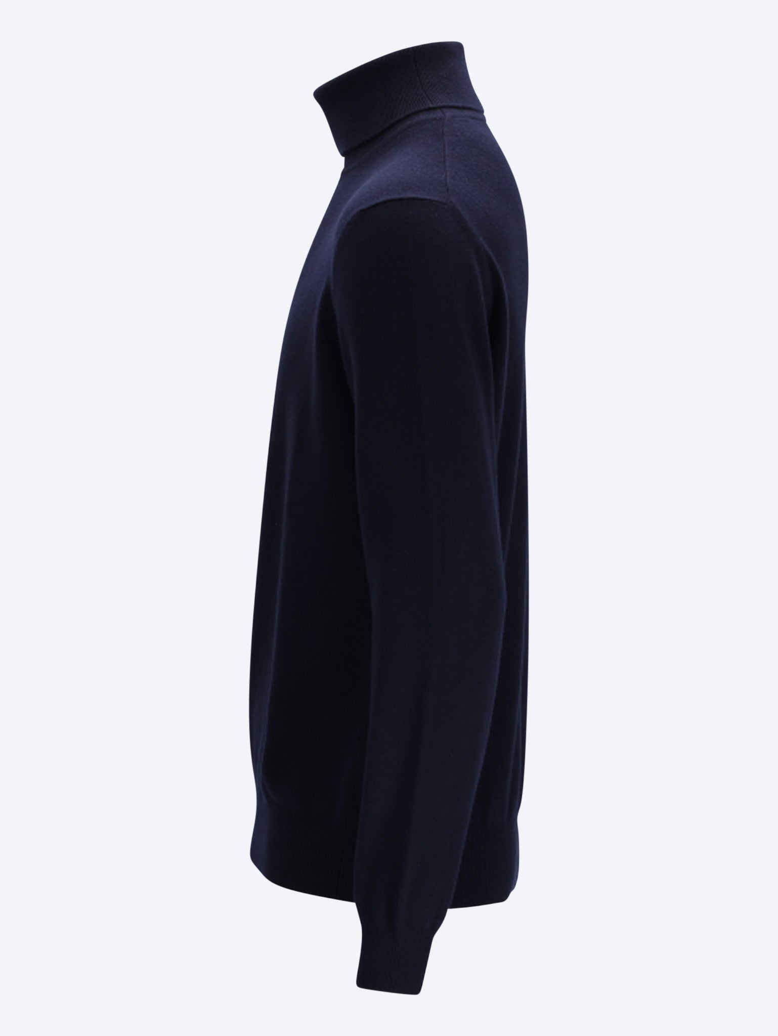Classic turtleneck sweater 2