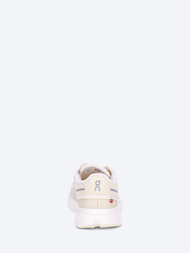 Cloud 6 W baskets 5