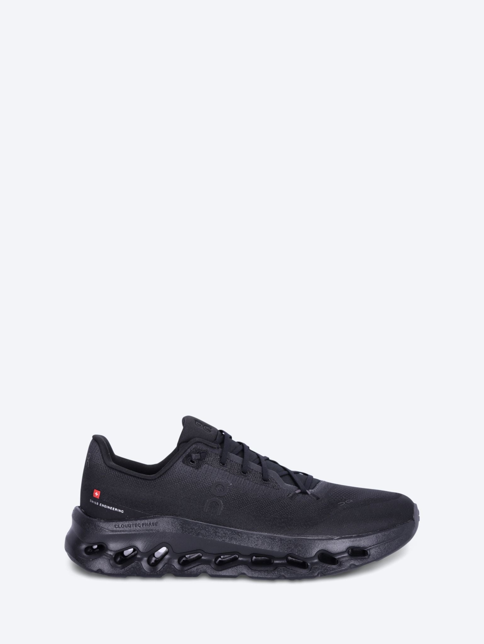 Cloudtilt sneakers 1