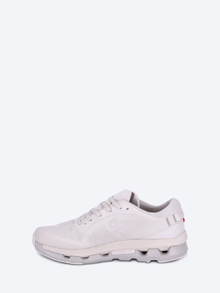 Baskets Cloudzone M 4