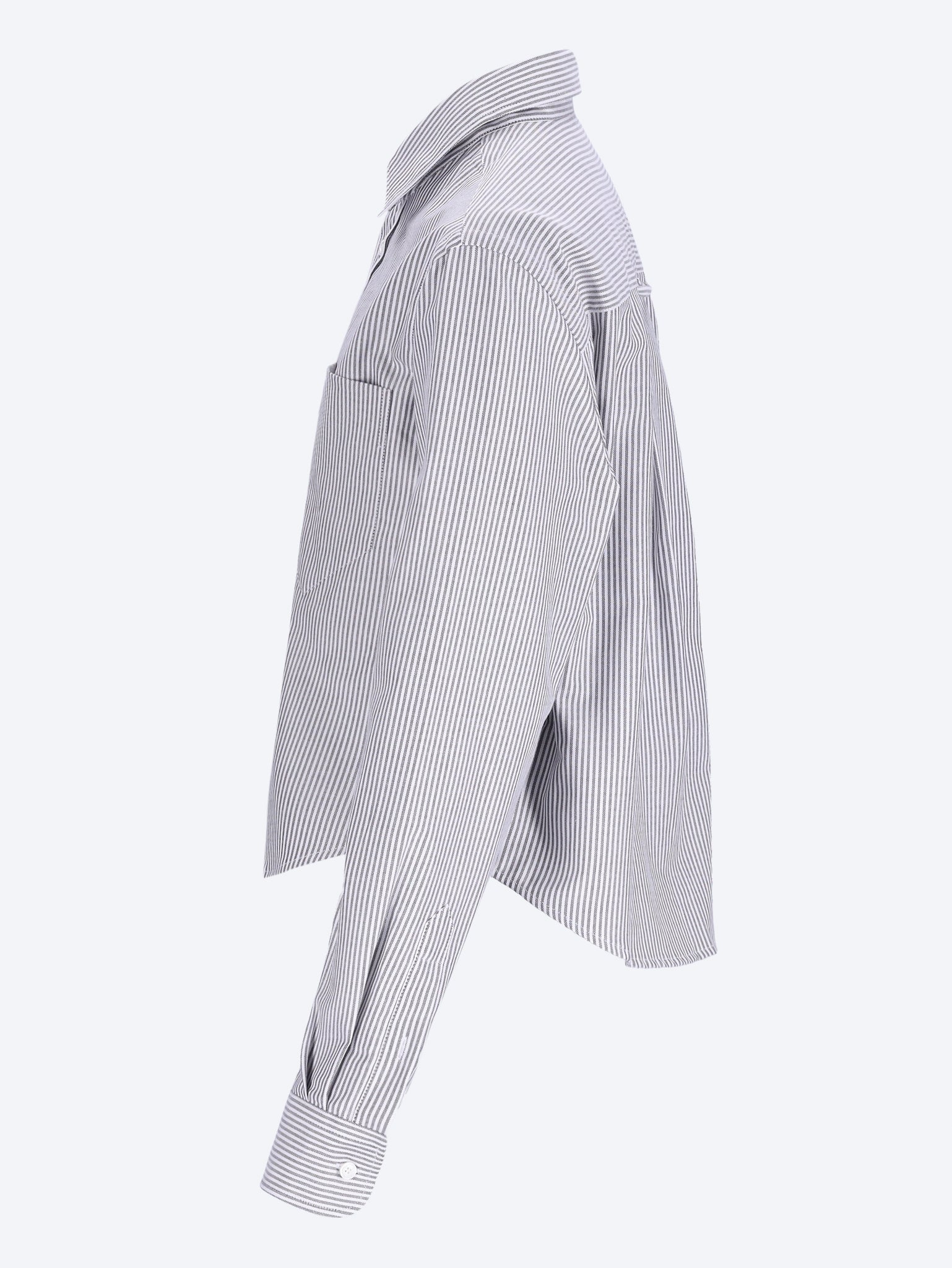 Chemise courte coupe classique avec ami de coeur embossé sur la poche plaquée 2