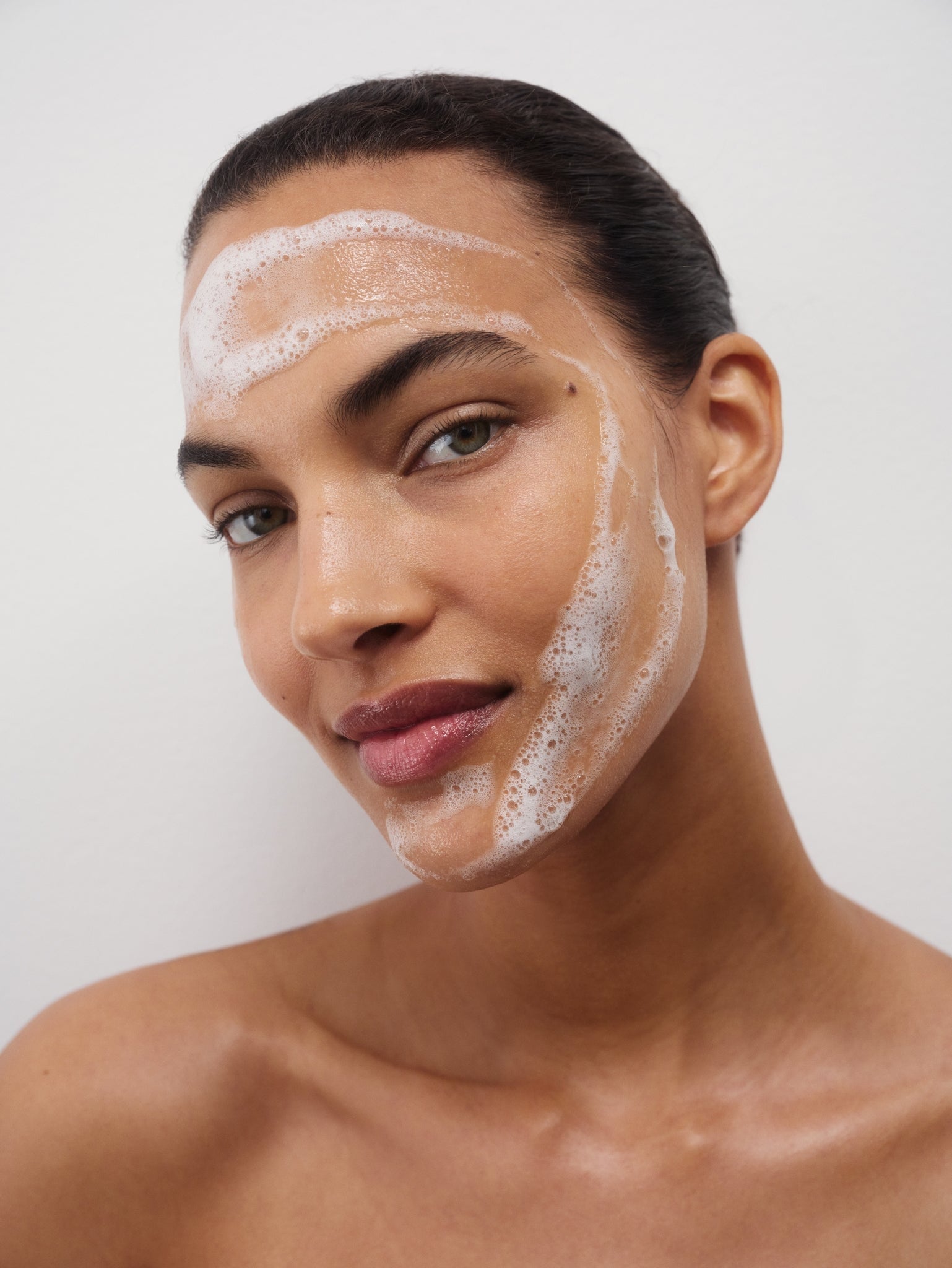 Daily detox foaming cleanser 6