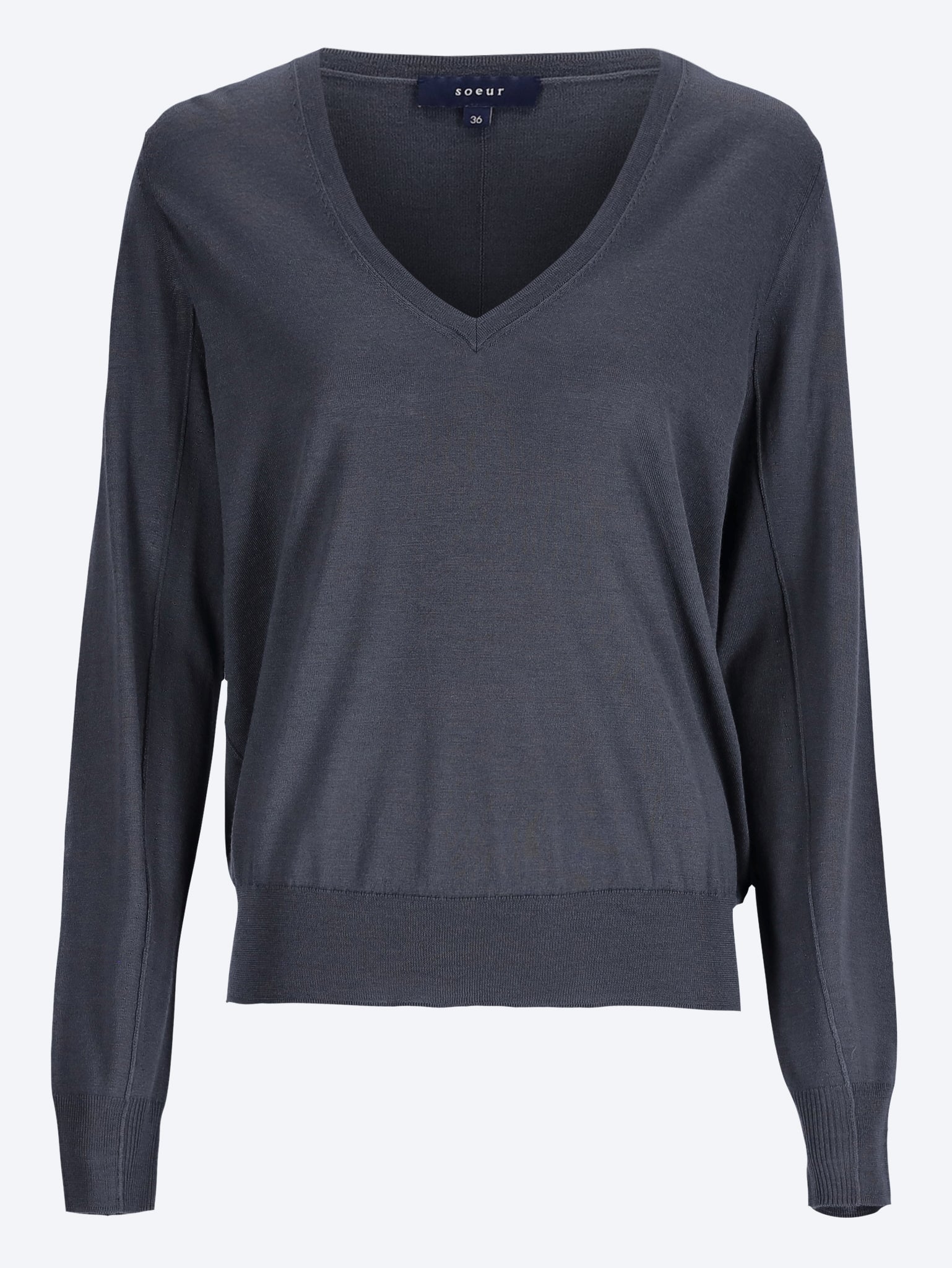 Derek v-neck sweater 1