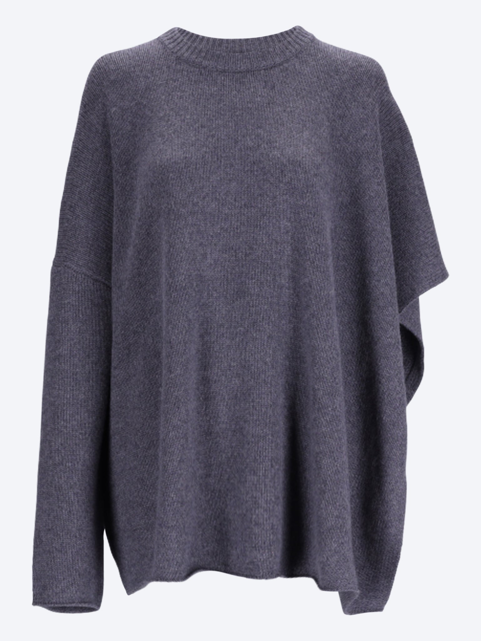 Din-Cape-Pullover 1