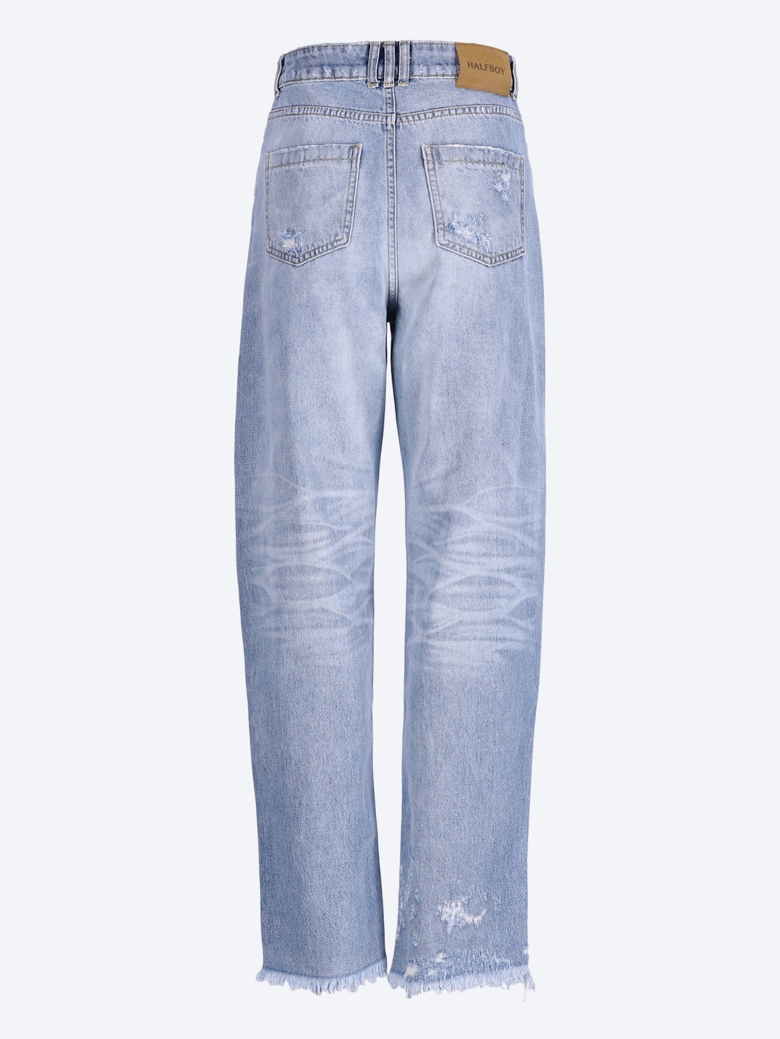 Distressed boyfriend jeans 3