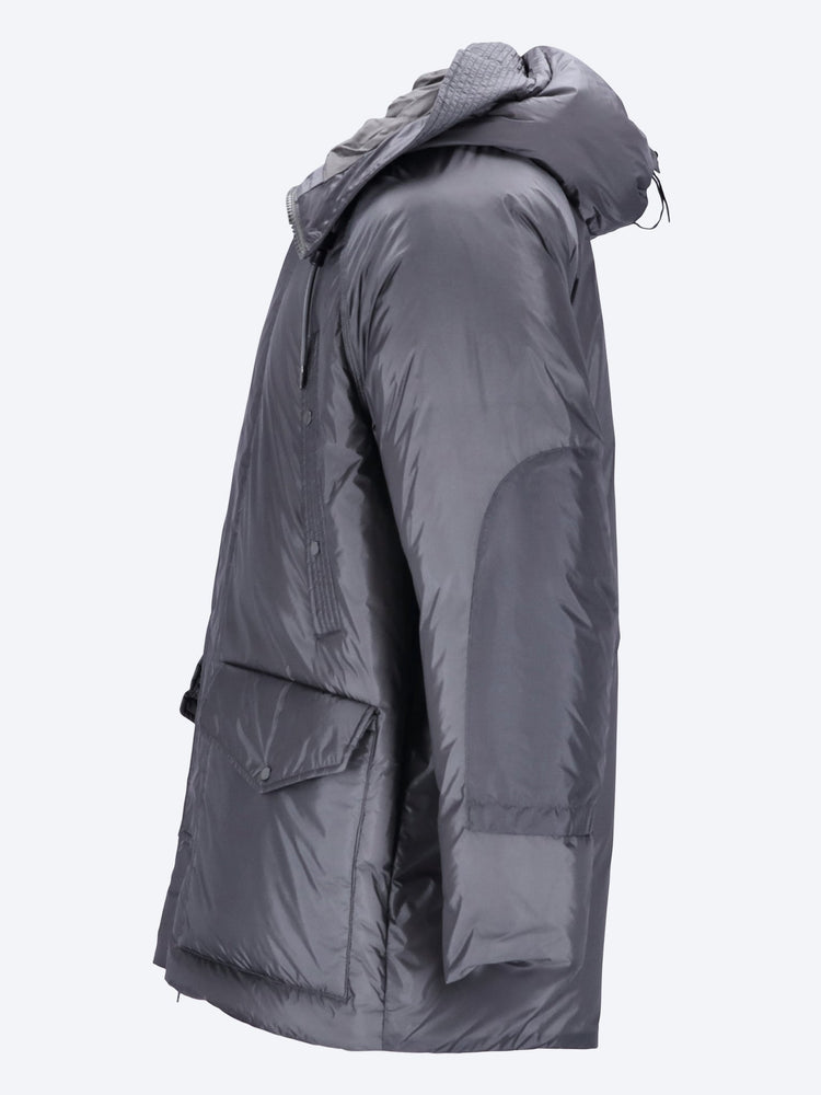 Veste longue du bouclier en bas 2