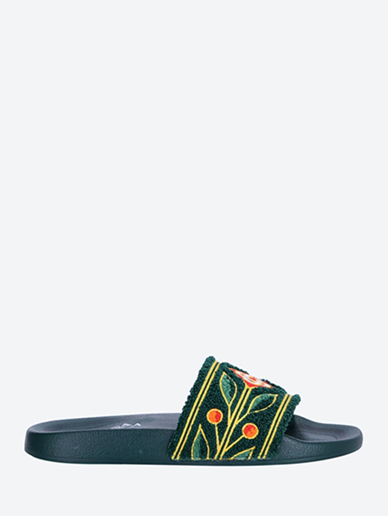 Embroidered terry slides 1