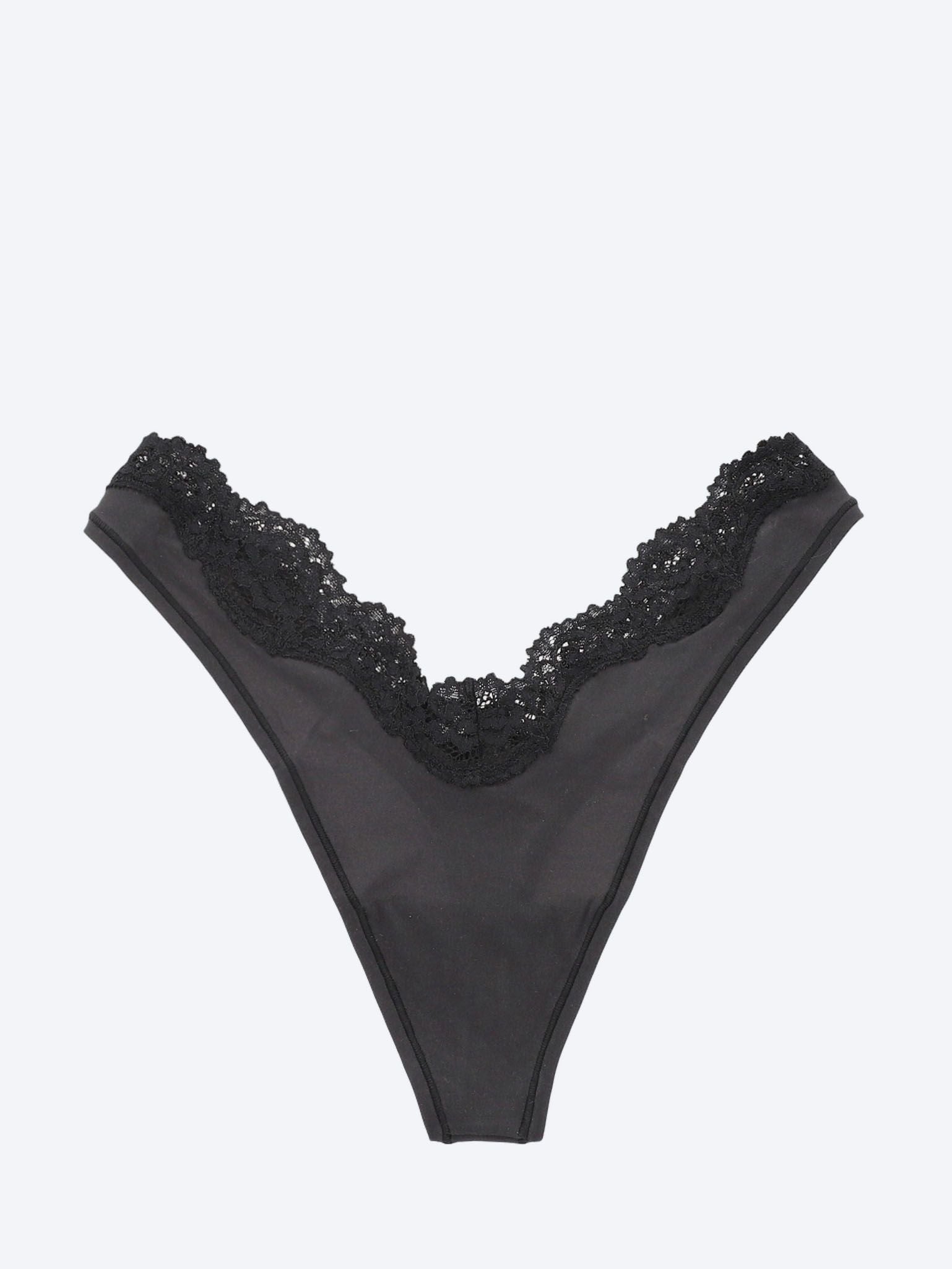 String en dentelle pour tout le monde 1