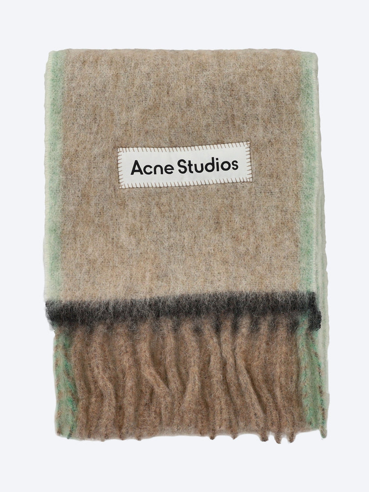 Fringe wool scarf 1