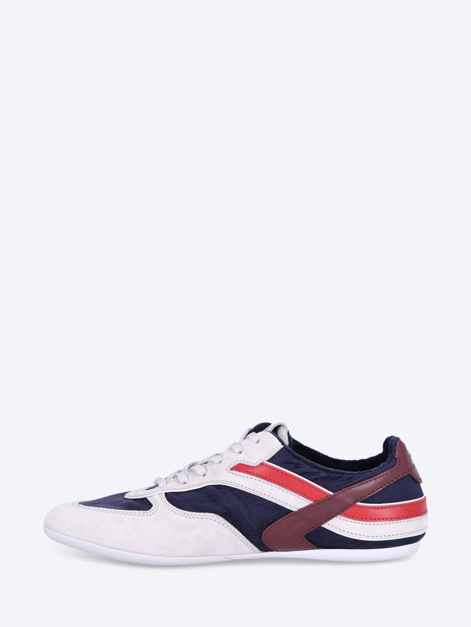 Gymnasium sneakers 4