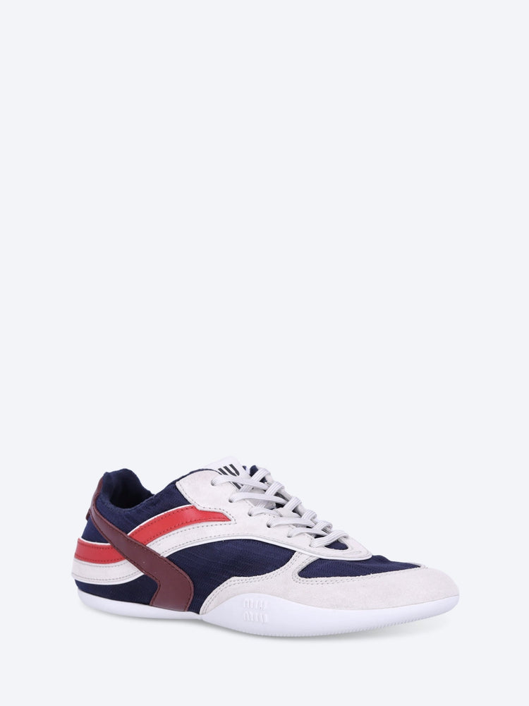 Gymnasium sneakers 2