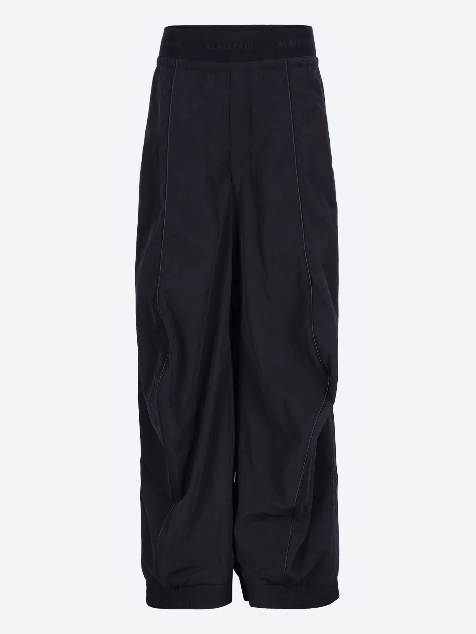 Knee shape trackpants 1