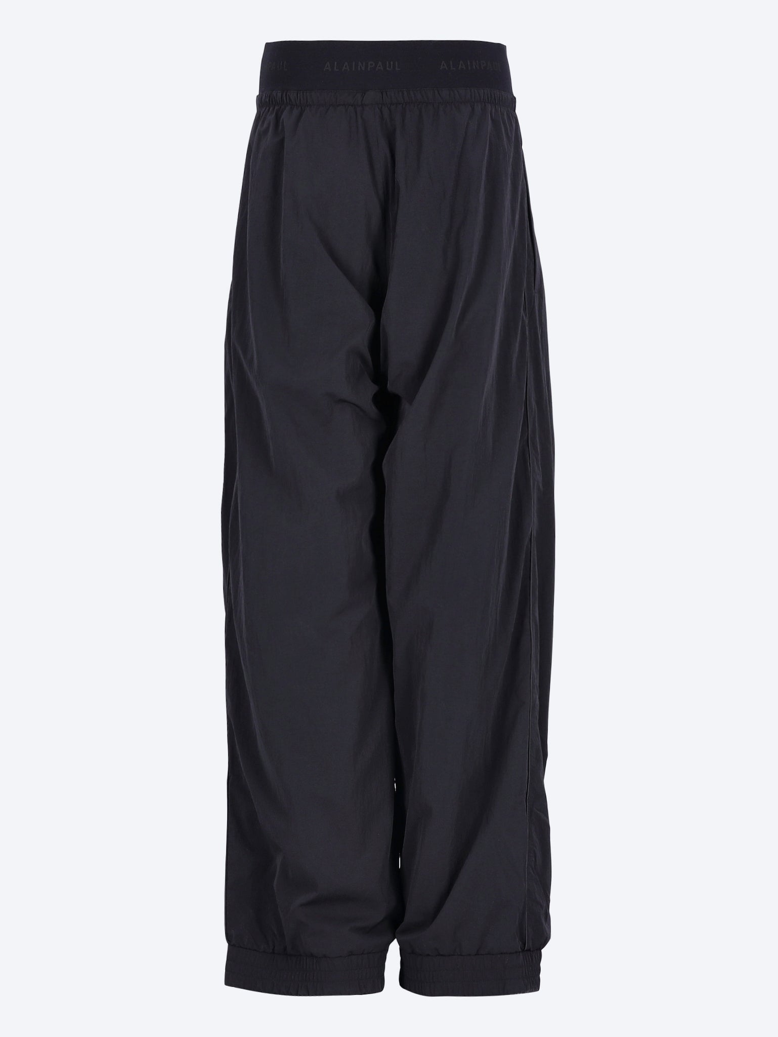 Knee shape trackpants 3