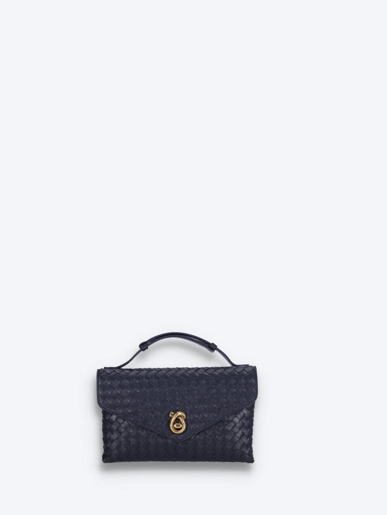 Knot lock handbag 1