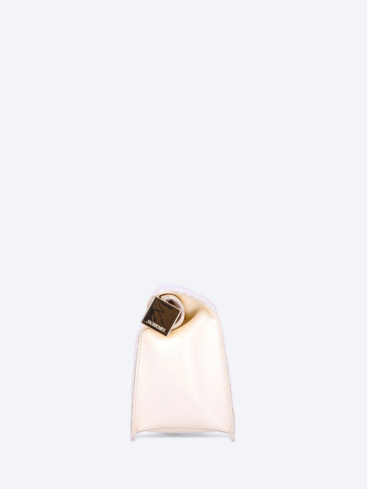 The Rond Carré clutch 3