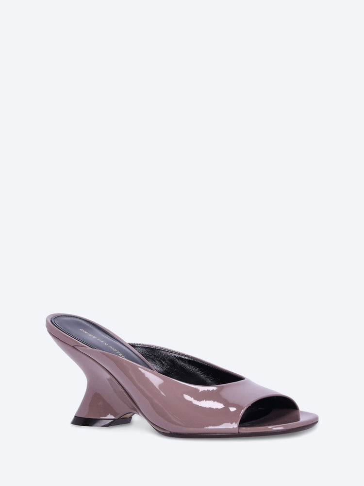 Ladies leather sandals 2
