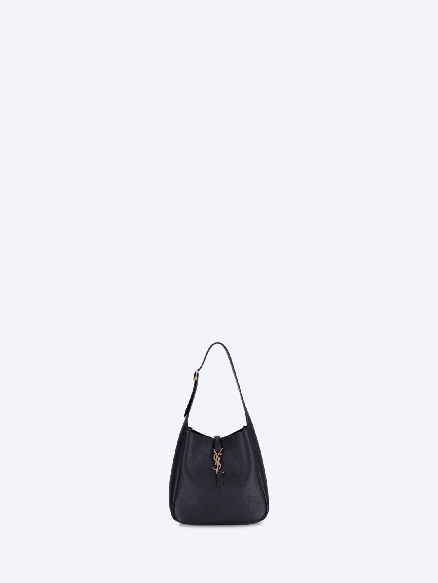 Le 5 a 7 supple small shoulder bag 1