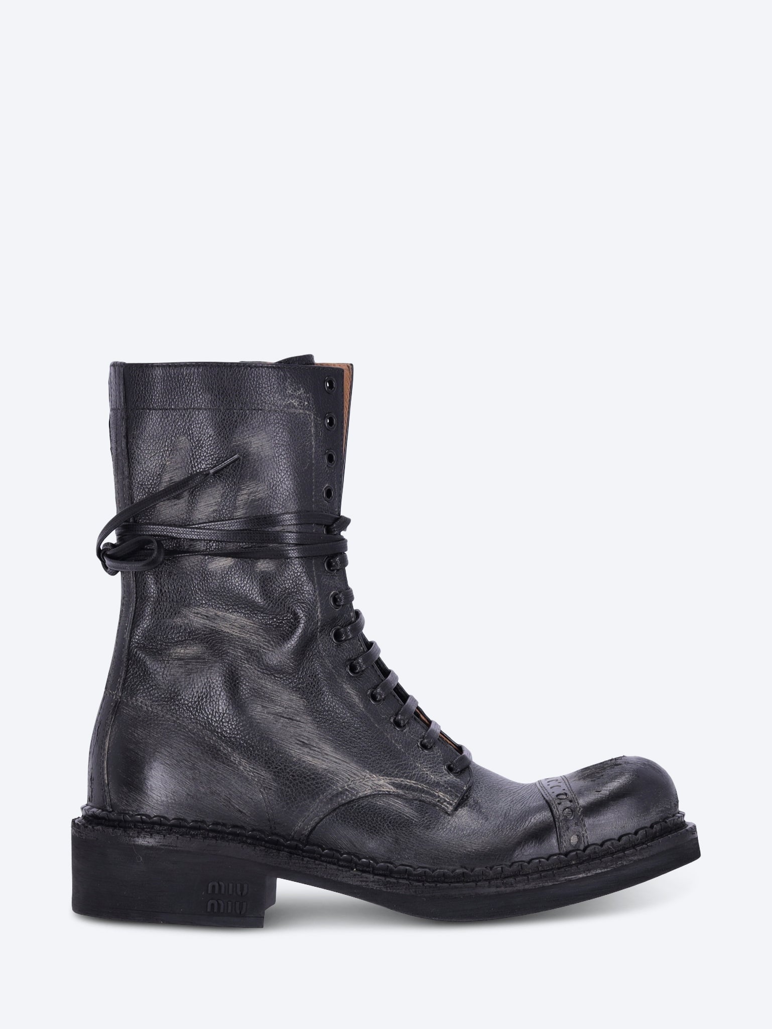 Bottes à lacets en cuir 1