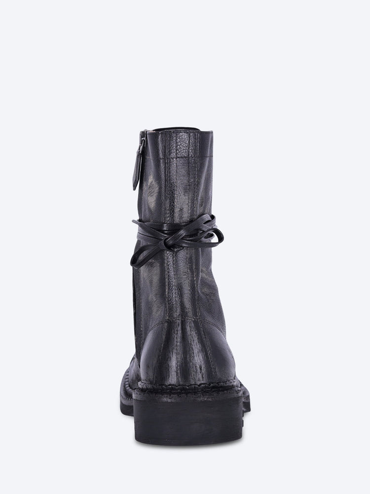 Bottes à lacets en cuir 5