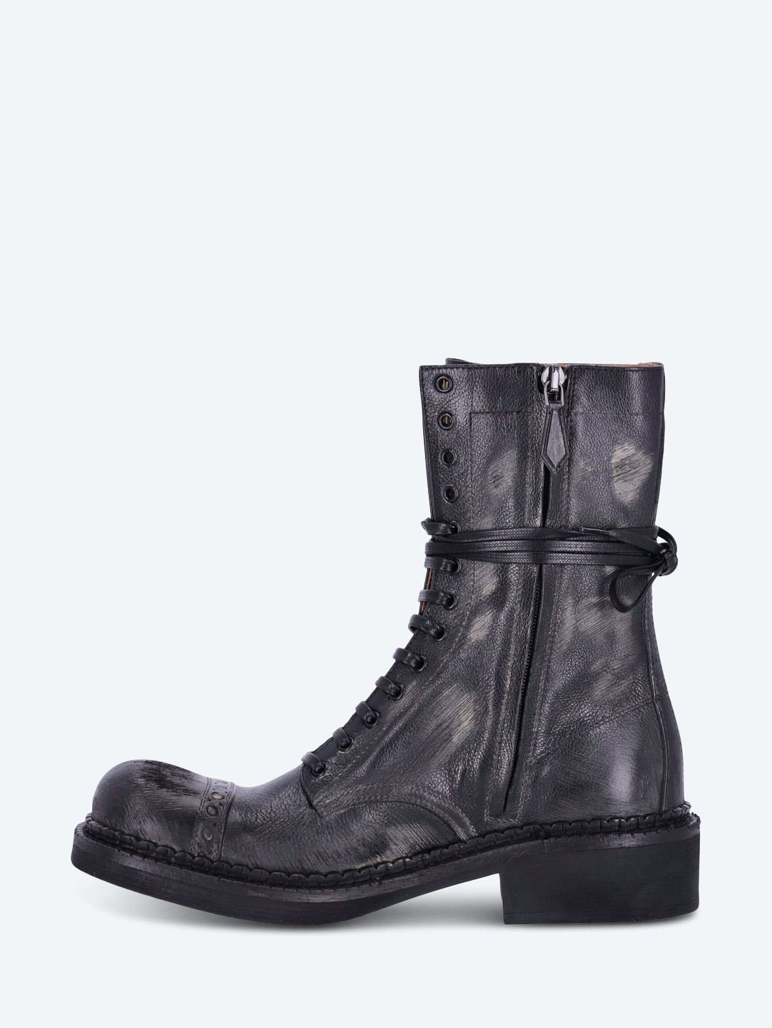 Bottes à lacets en cuir 4
