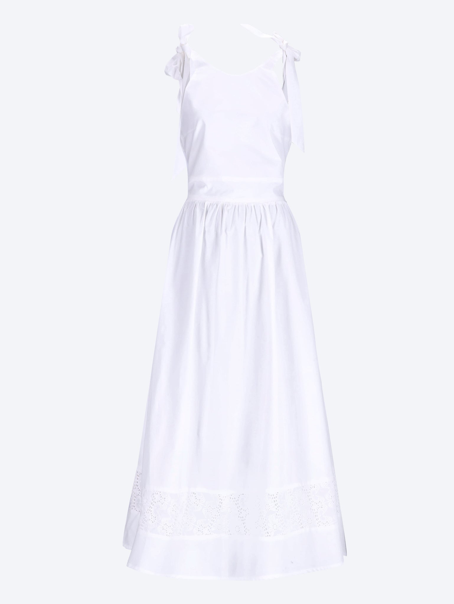 Lila popelin embroidery dress 1