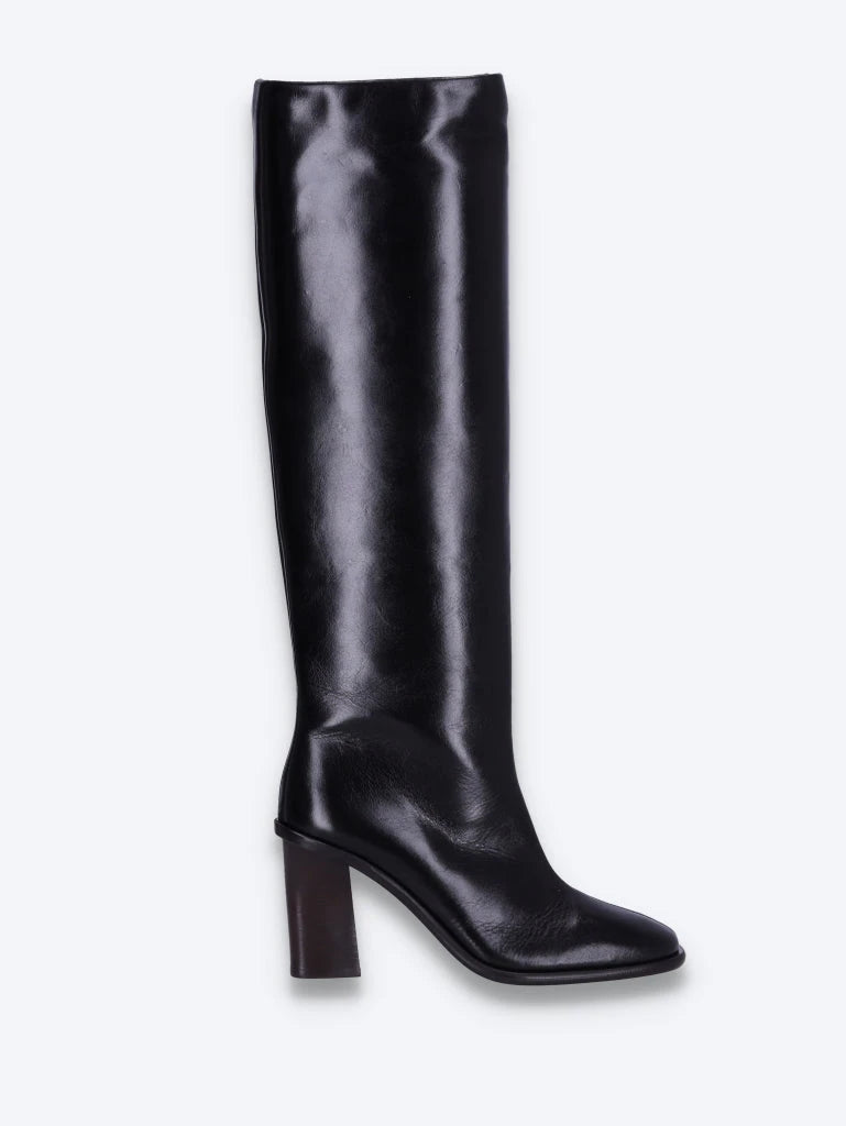 Livia boots 1