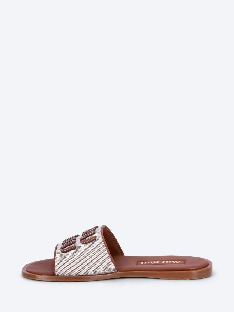 Canvas and leather slides 4