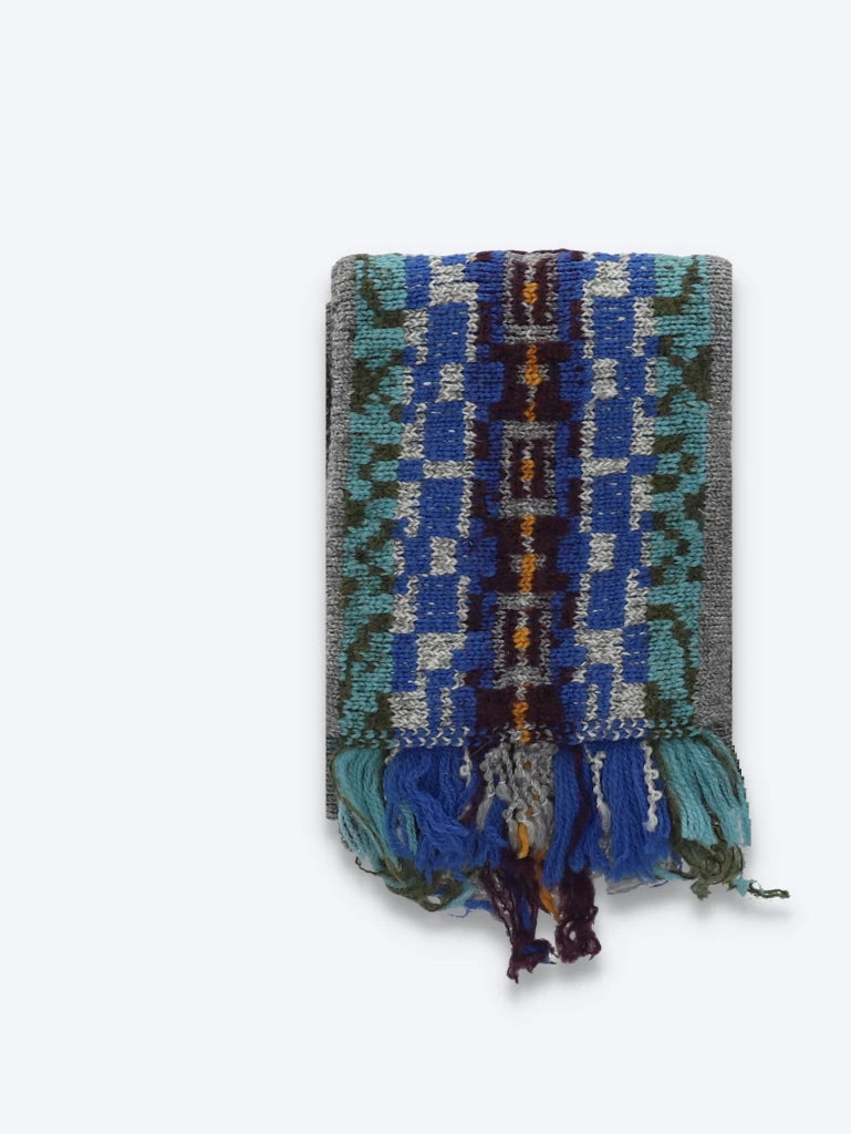 Marka scarf 1