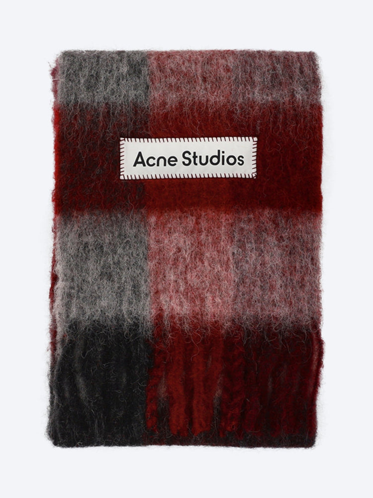 Mohair checked scarf 1