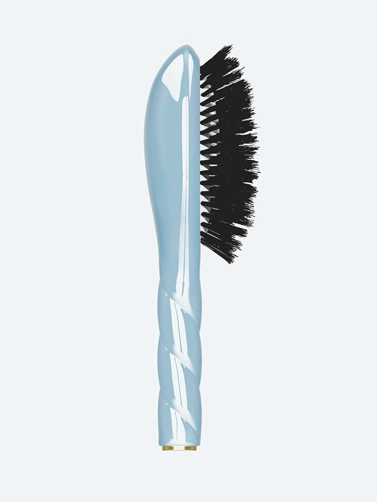 N.01 the universal baby brush light blue 2