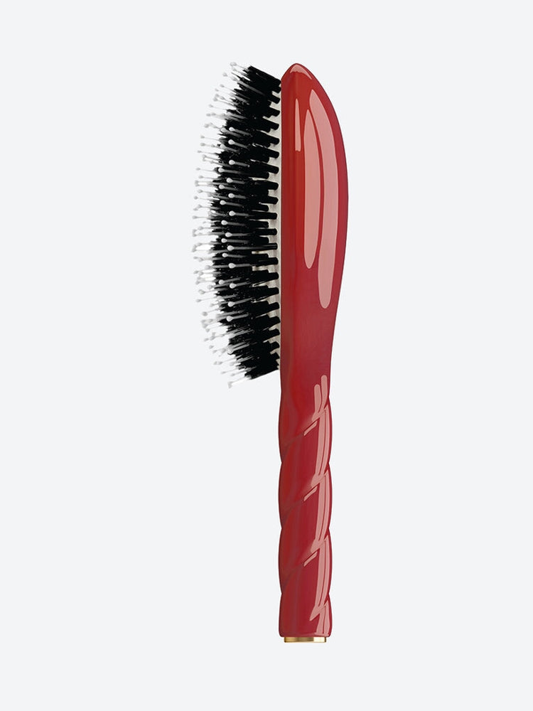 N.03 THE ESSENTIAL SOFT LARGE BRUSH CLAY COURT 2