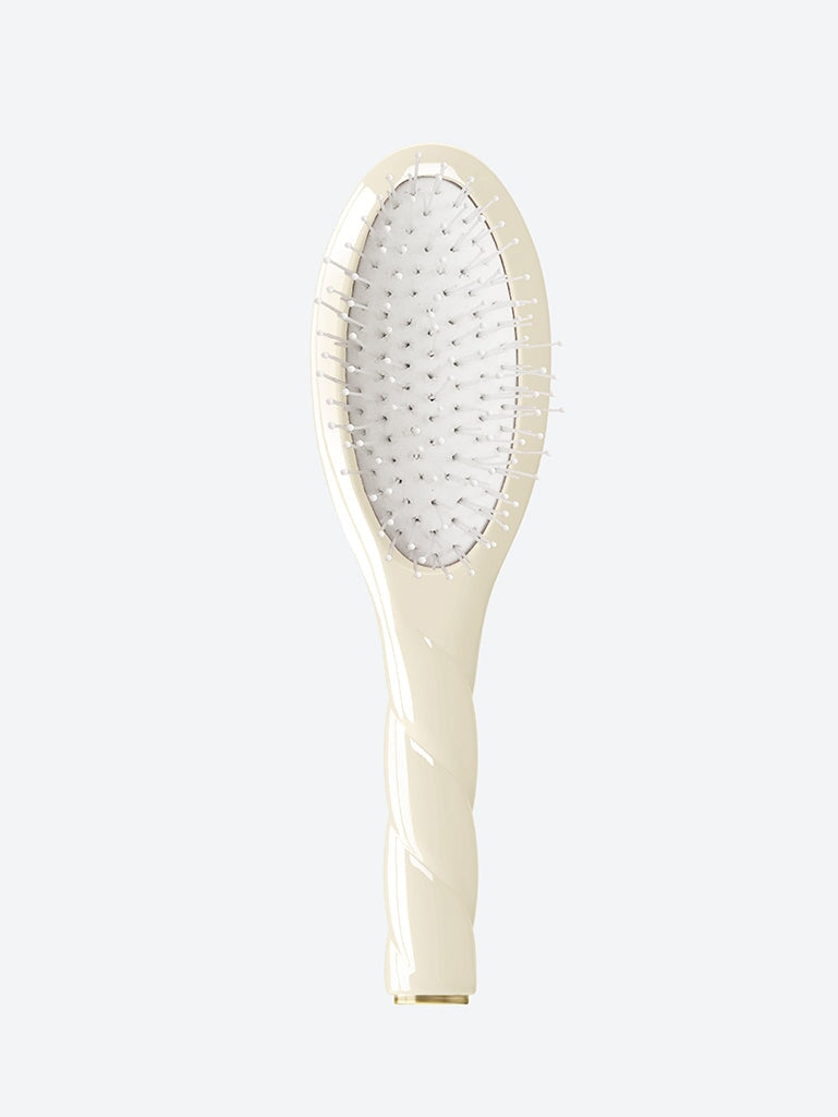 N.04 der Wunderbabypinsel cremeweiß 1