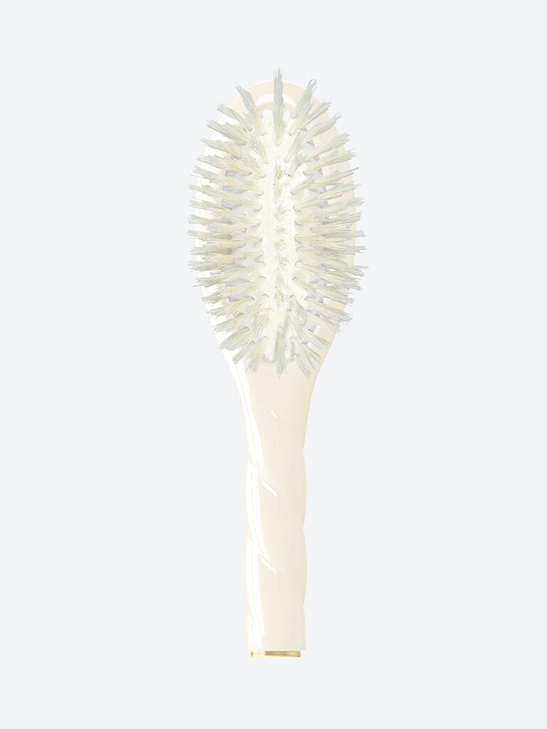 N.06 BROSSE ENFANT 1