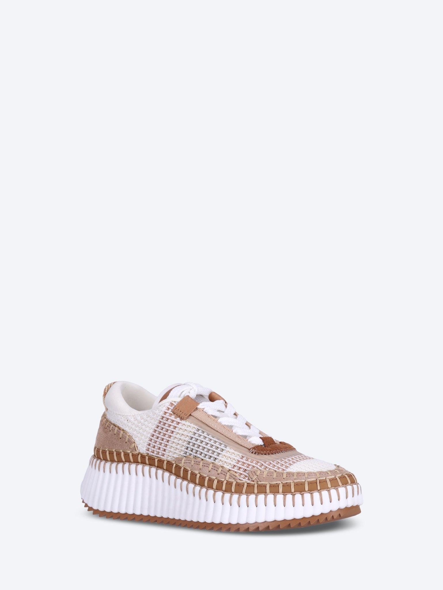 Nama sneakers 2