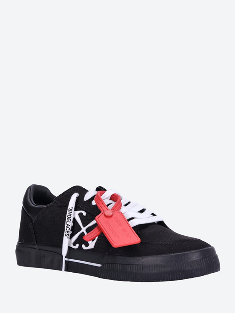 New low vulcanized canvas sneakers 2