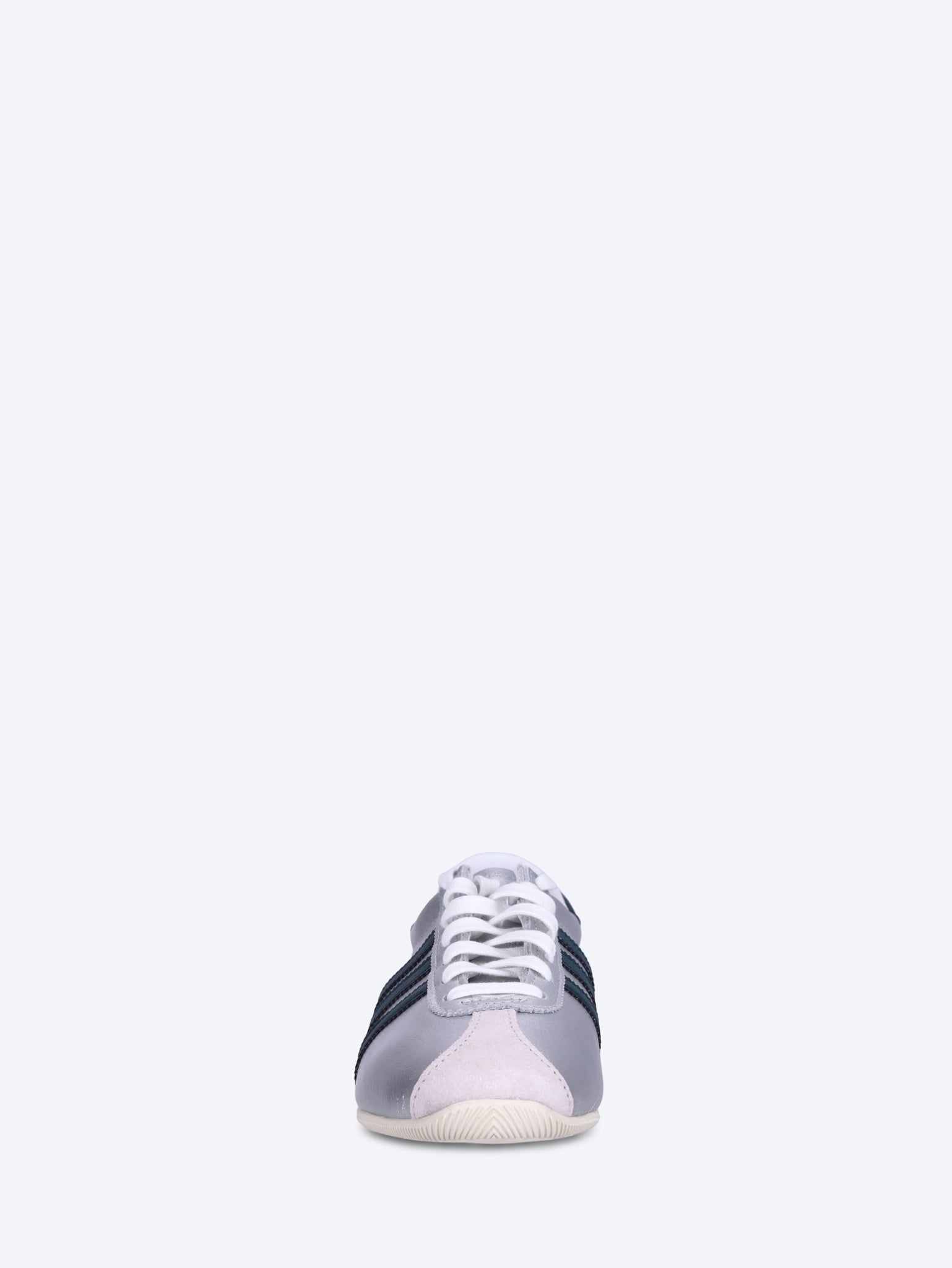 Paris w sneakers 3