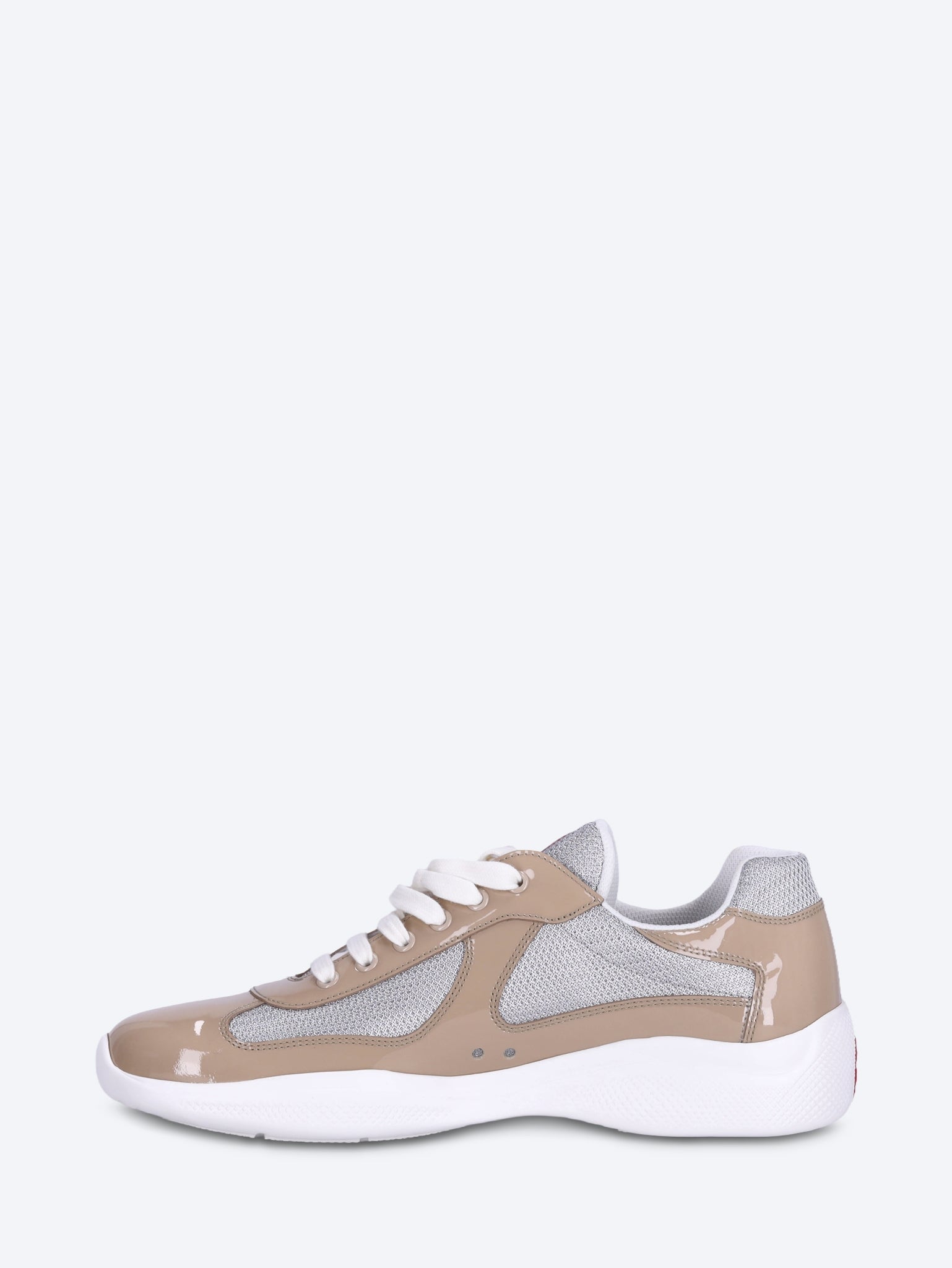 Sneakers aus Lackleder 4
