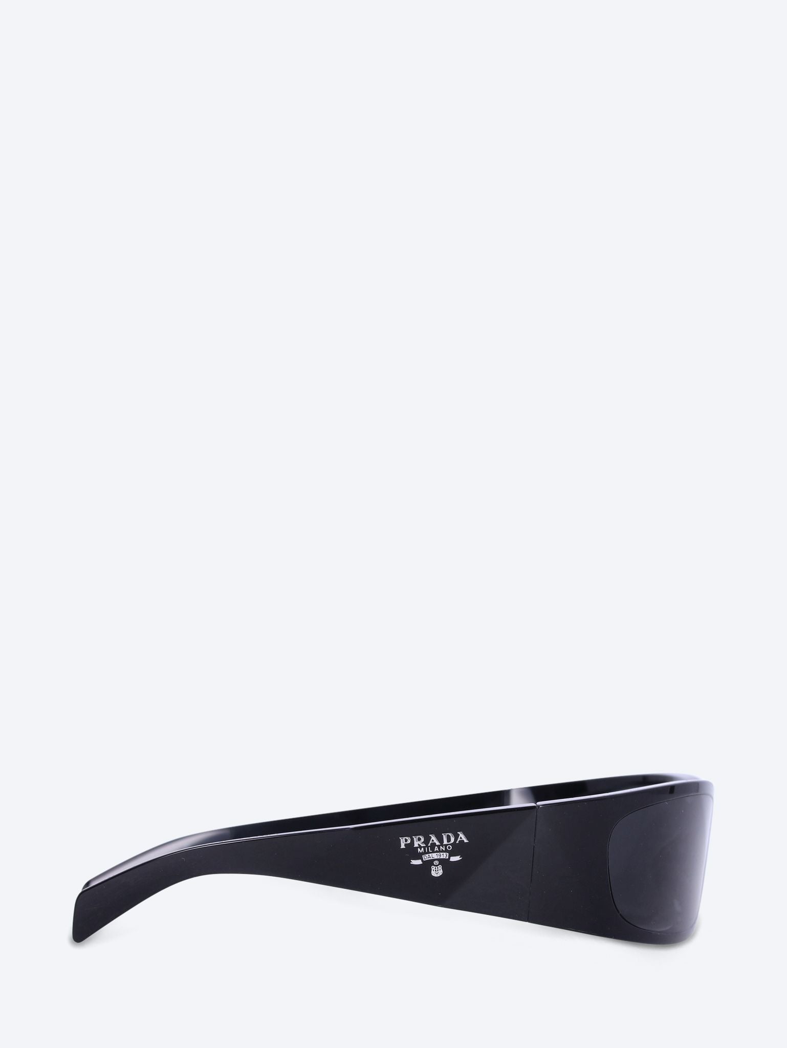 Sonnenbrille mit Prada-Symbol 4